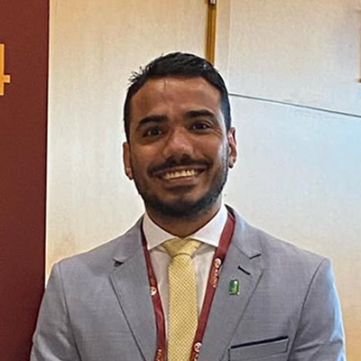 Dr. Vicktor Pinto